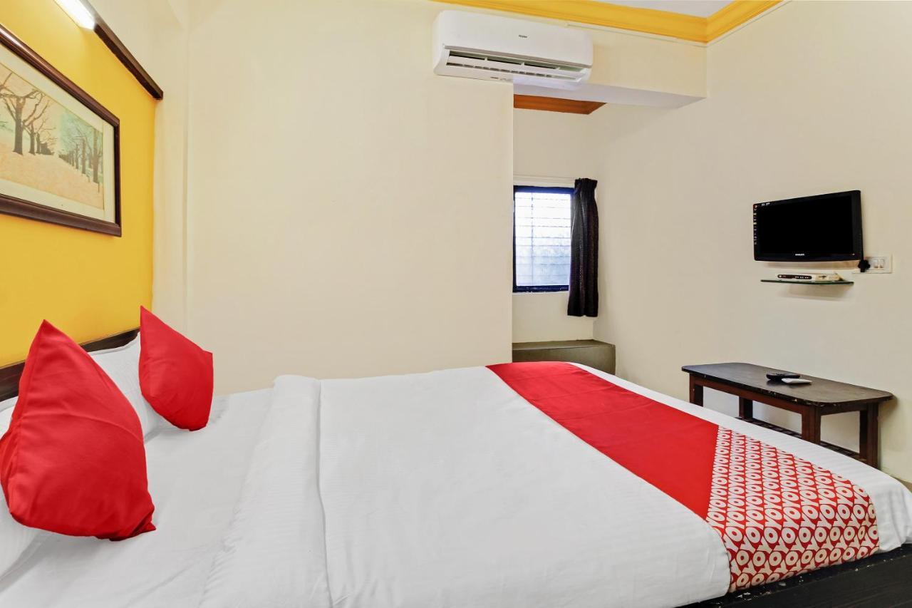 Oyo 48418 Sai Pritam Hotel Nashik Eksteriør billede
