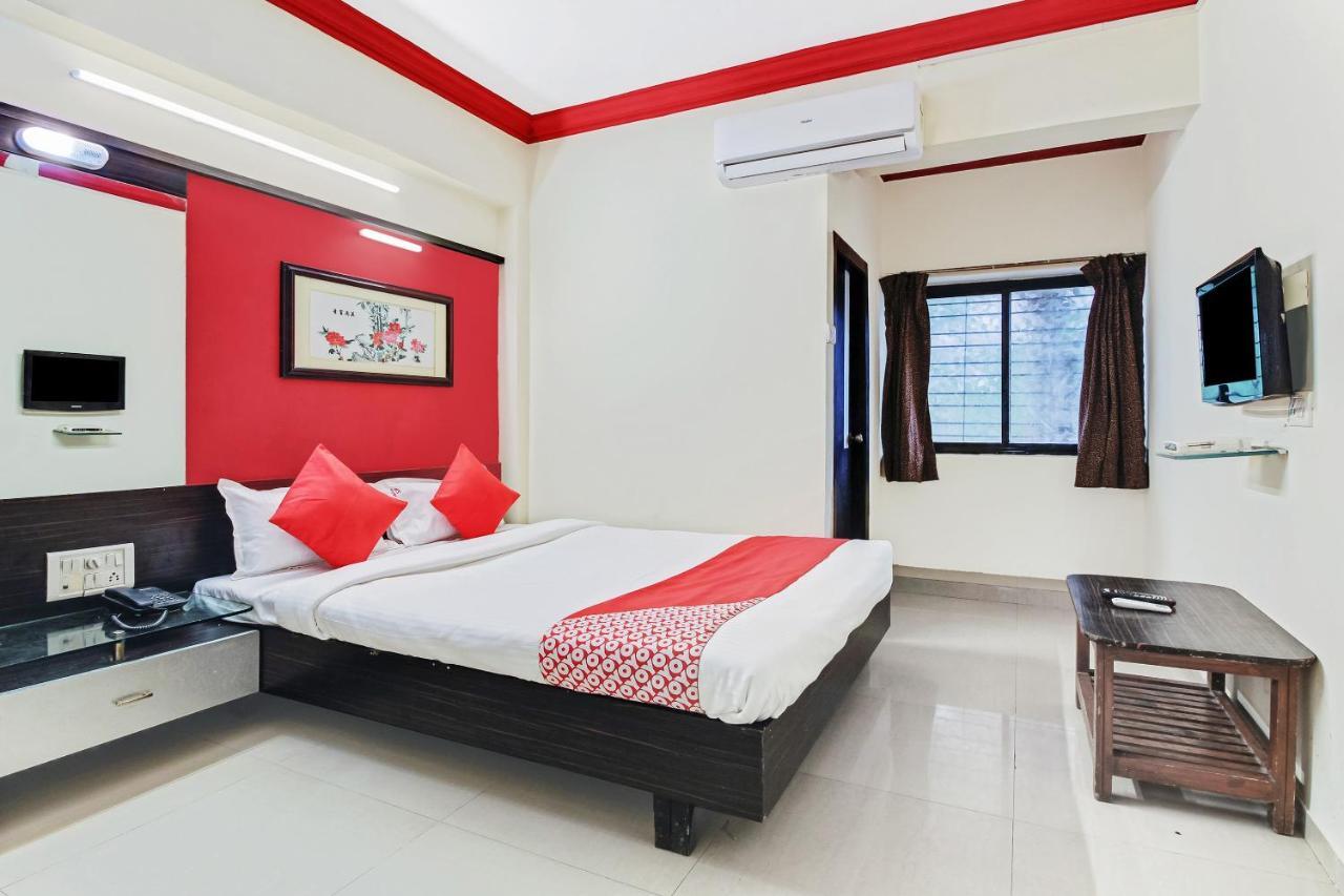 Oyo 48418 Sai Pritam Hotel Nashik Eksteriør billede
